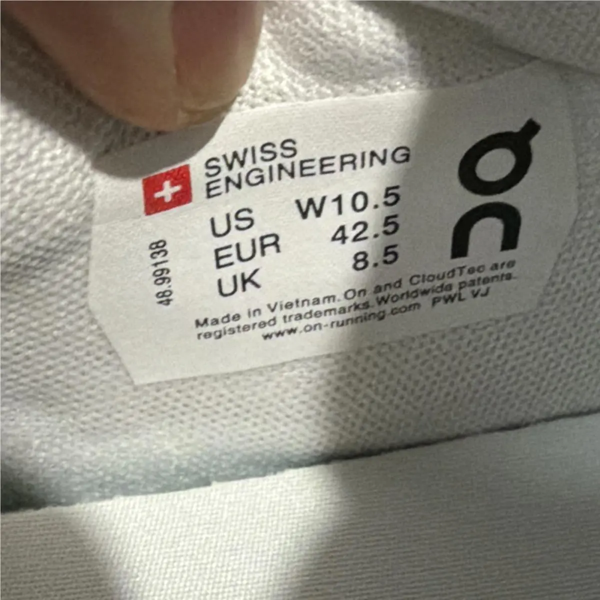 On-Running shoes - On THE ROGER - THE ROGER - 4899138 - White 10
