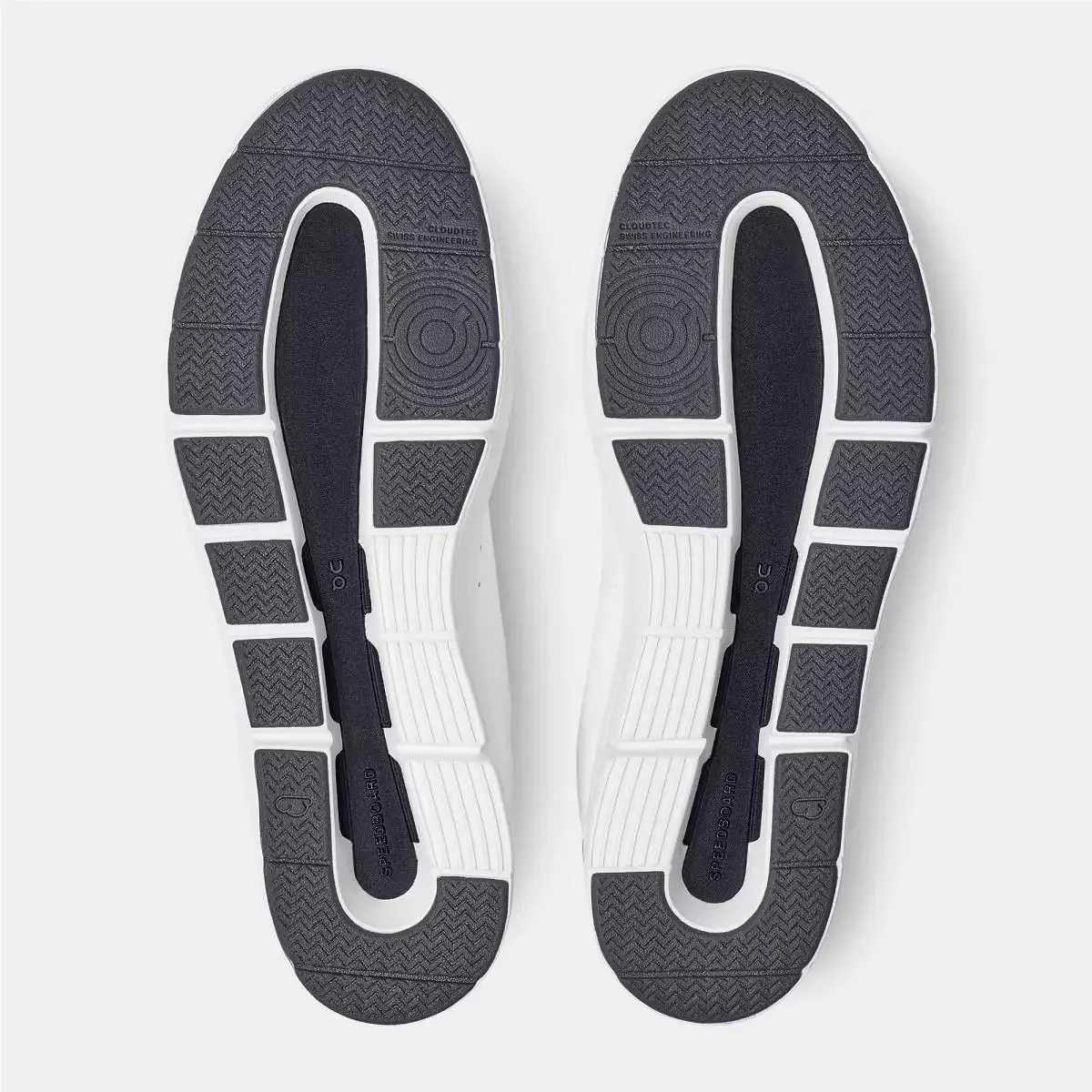 On-Running shoes - On The Roger Advantage - The Roger Advantage - 4899457 - White (UPC: 7630440612100) 3