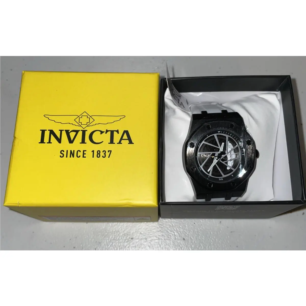 Invicta Speedway Rim Watch Men 42mm Black Bezel White Silicon Band 69492