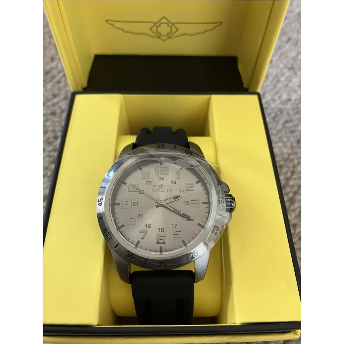 Invicta Men`s Pro Diver 45mm Steel Case Quartz Watch 40003