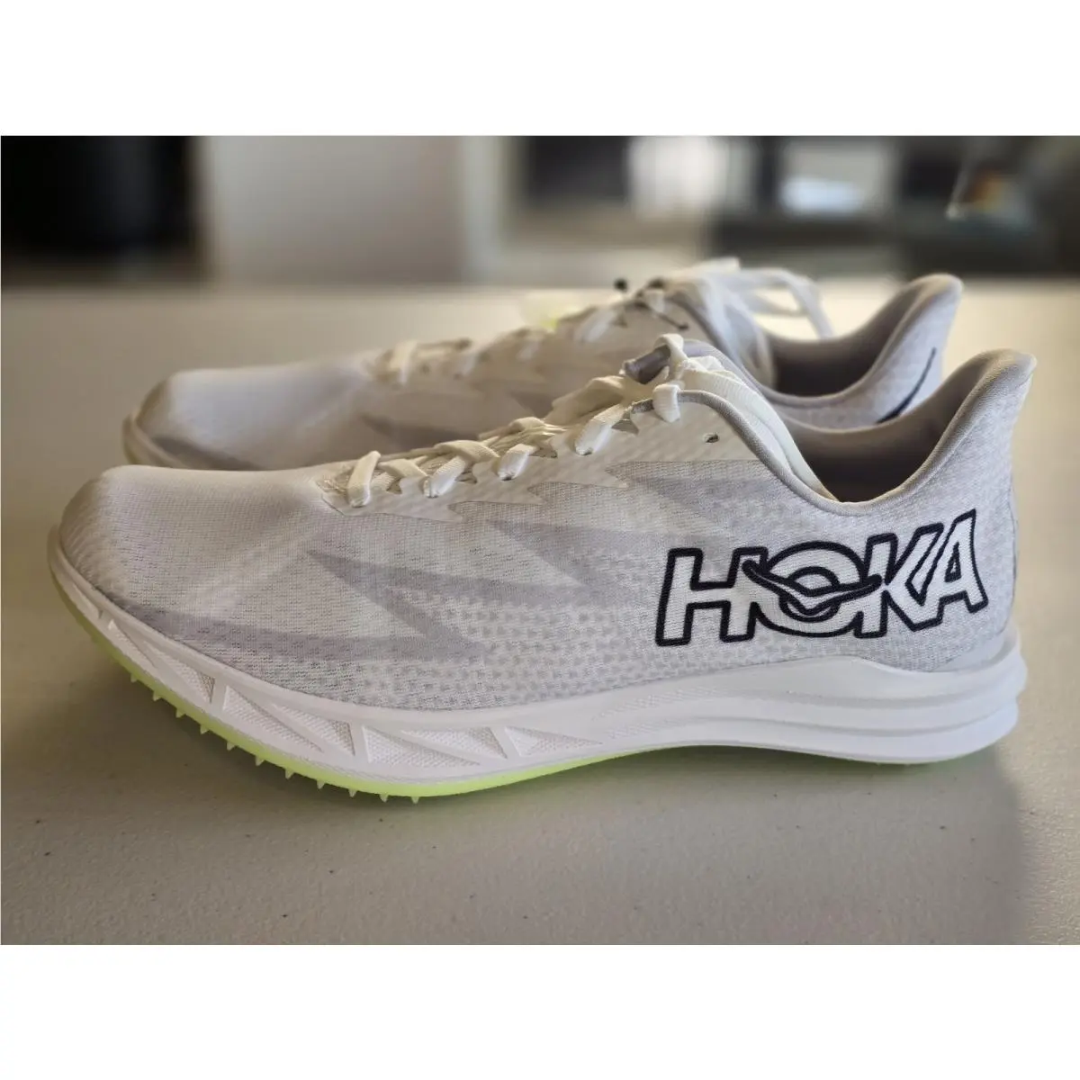 Hoka U Crescendo MD Size 9.5 Men’s Women`s Unisex Running Shoes White