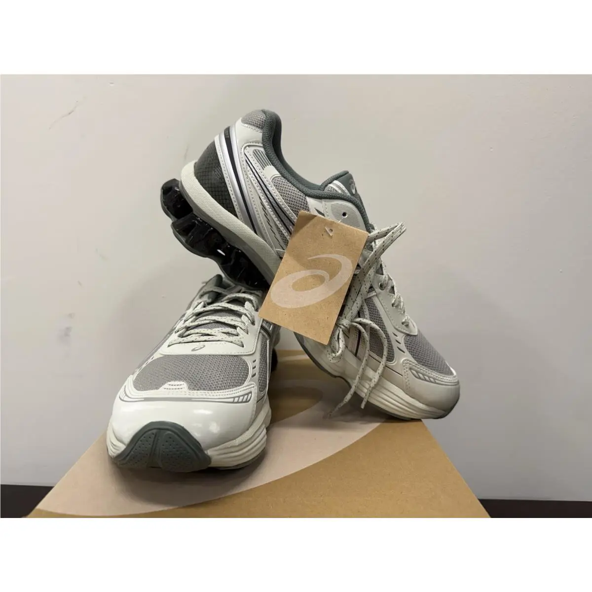 Asics shoes - ASICS GEL-Kinetic - 1203A591-021 - Gray 1
