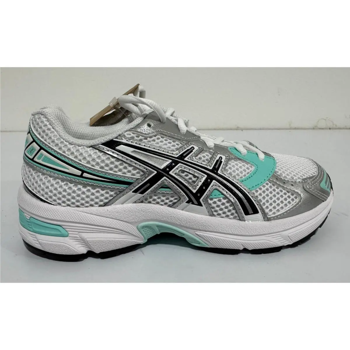 Asics shoes - White 2