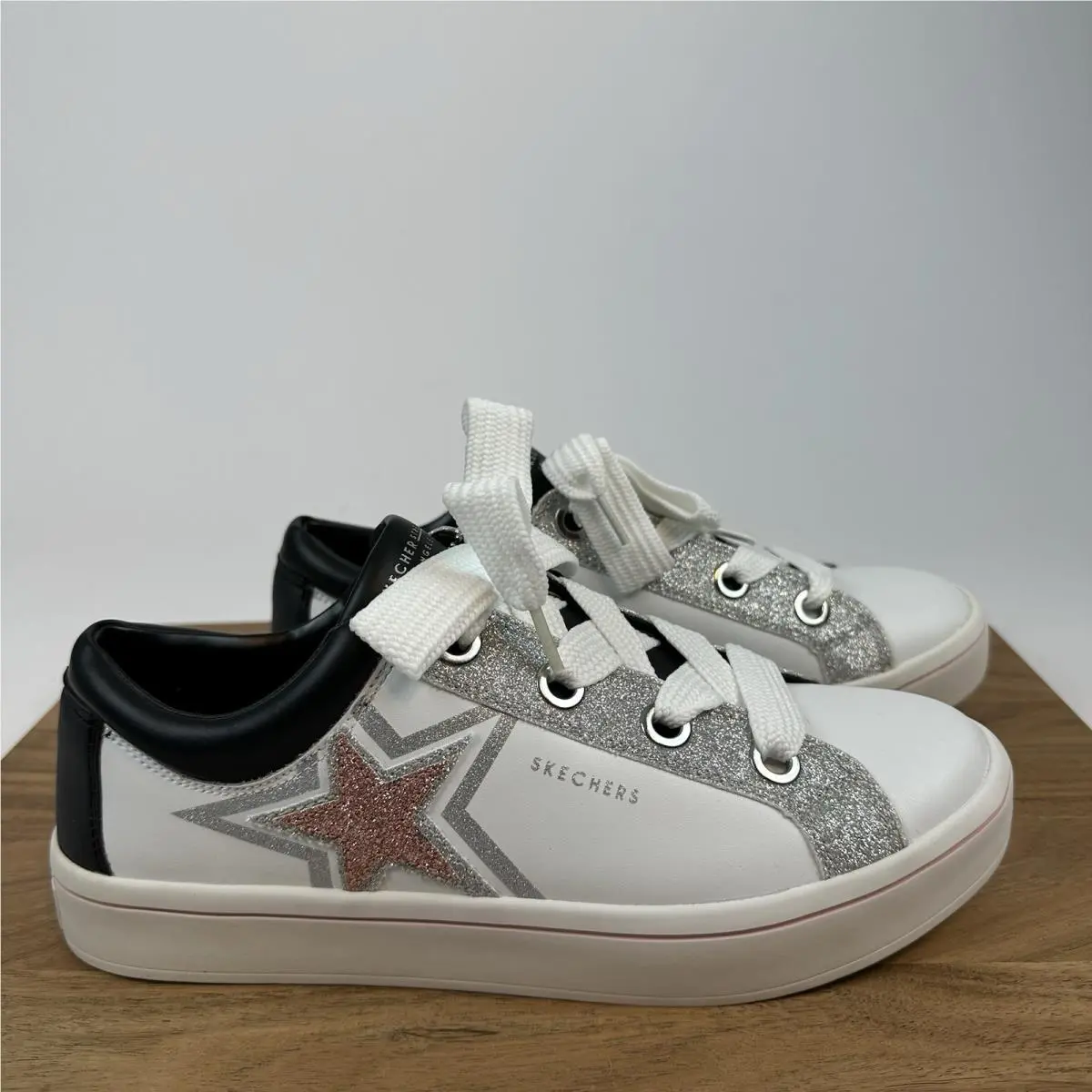 Skechers Womens Skecher Street Los Angeles Star Stunner Low Shoes Sneakers Size 11 M