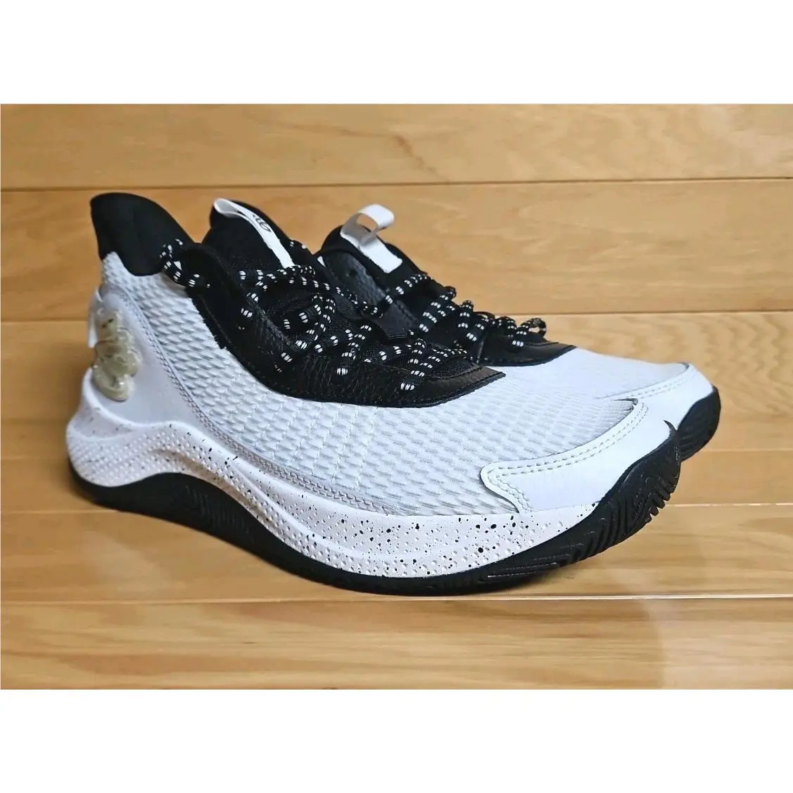 Under Armour shoes - Under Armour Curry 3Z7 - Curry - 3026622-001 - White (UPC: 196883888849) 0