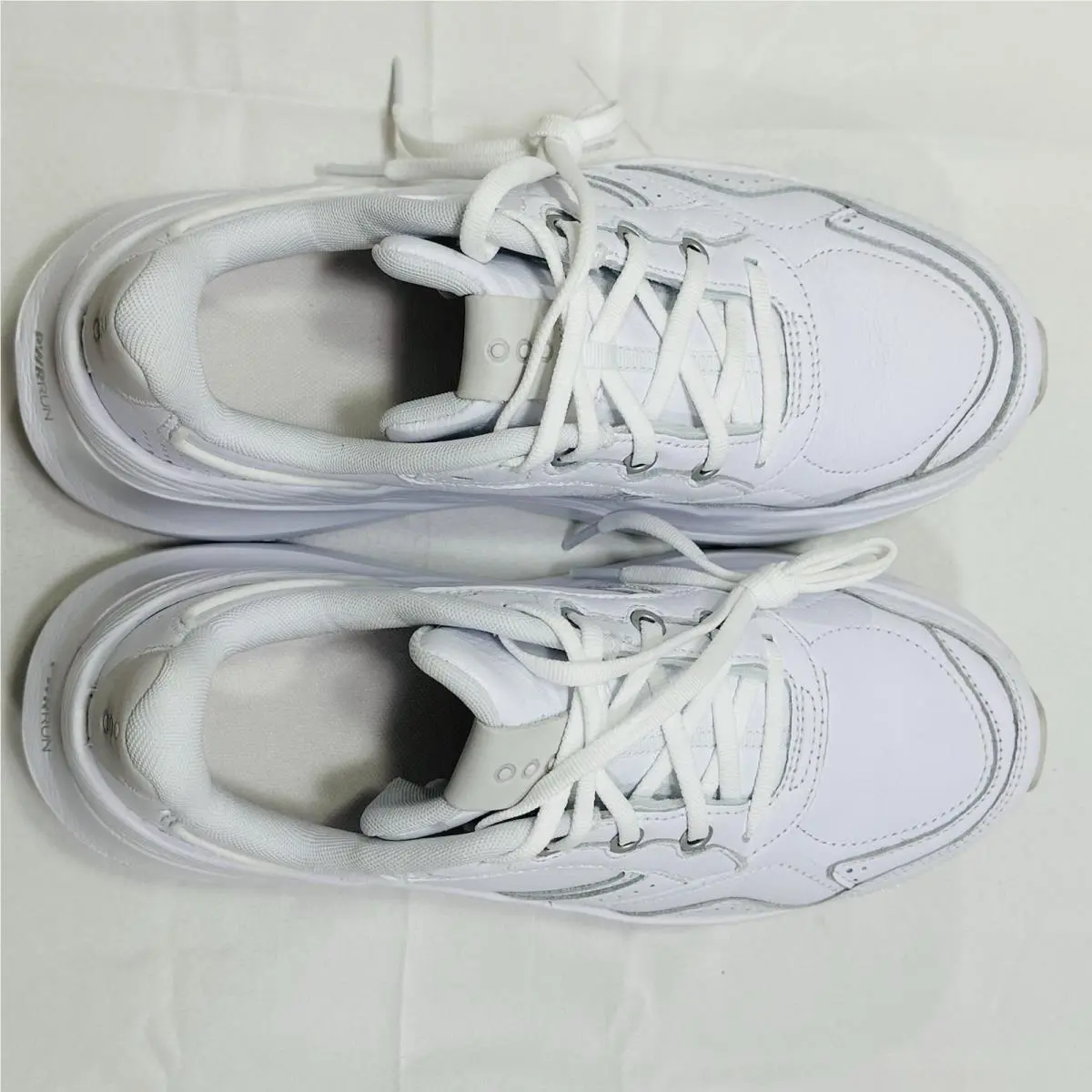 Saucony shoes - Saucony Guide Metro LE - Guide Metro - S11003-121 - White 8
