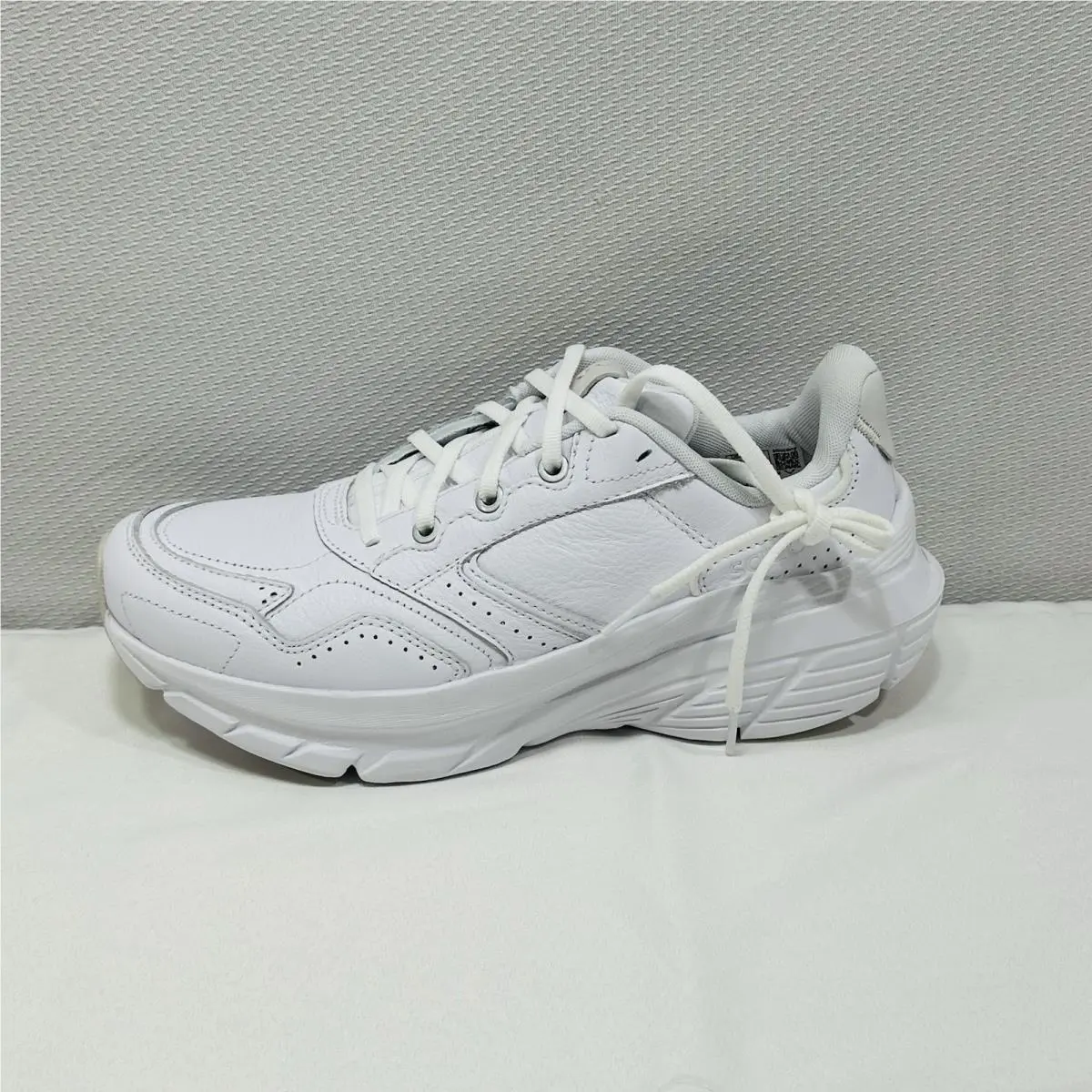 Saucony shoes - Saucony Guide Metro LE - Guide Metro - S11003-121 - White 5