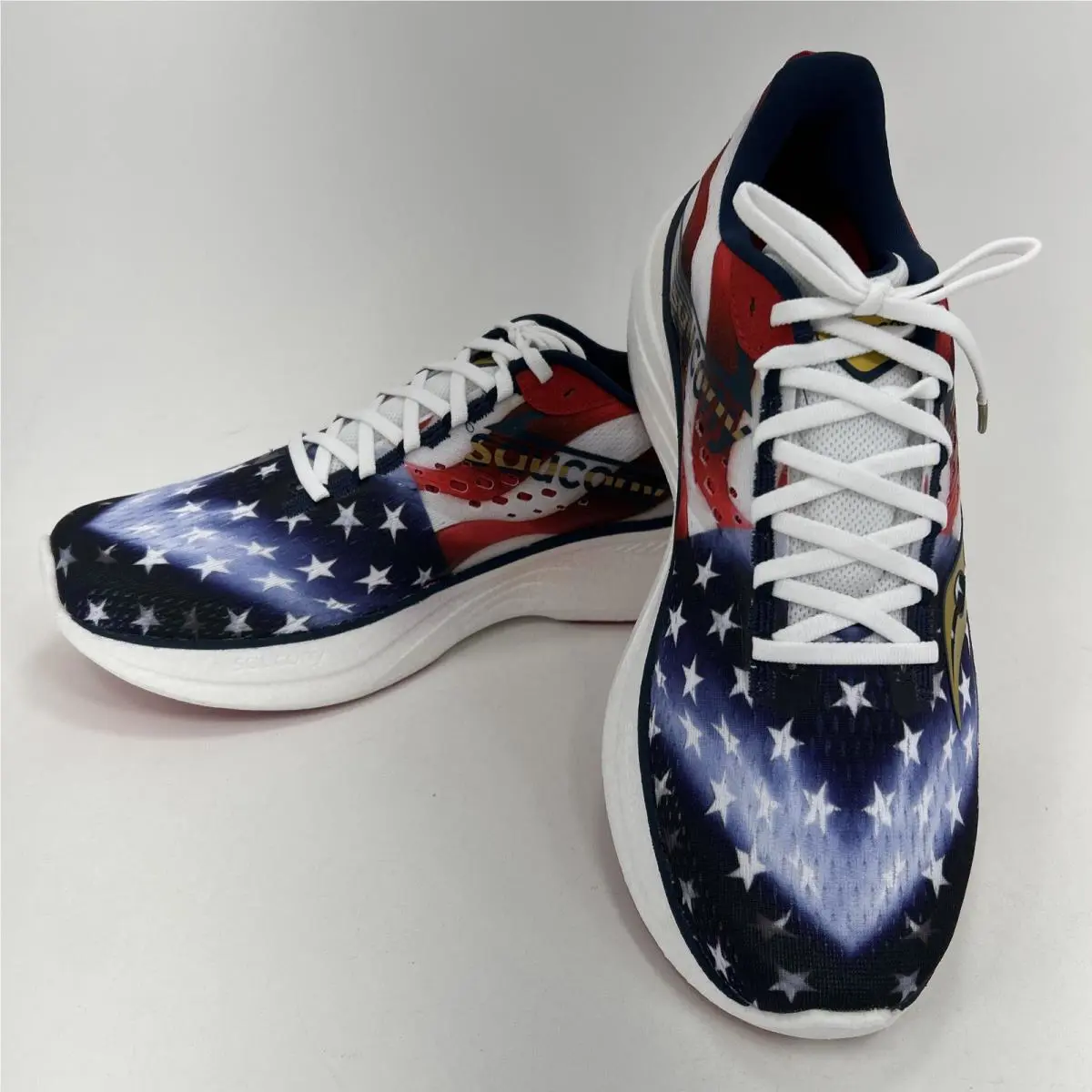 Saucony shoes - S10924-76 - S10924-76 - Multicolor 0