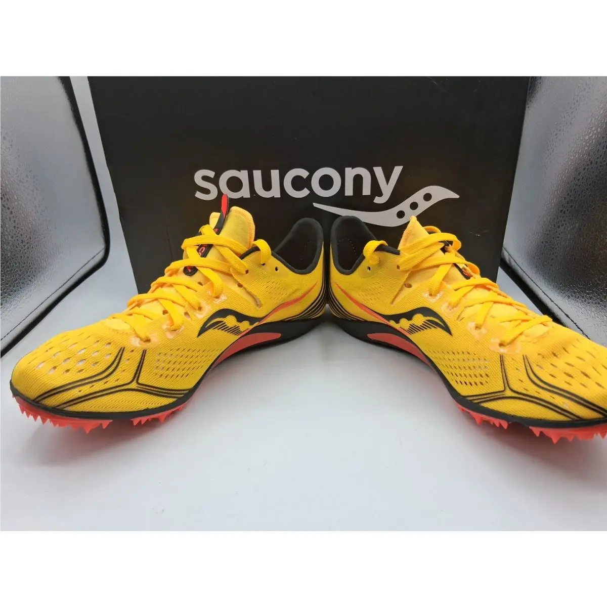 Saucony shoes - S1907016 - S19070-16 - Gold 2