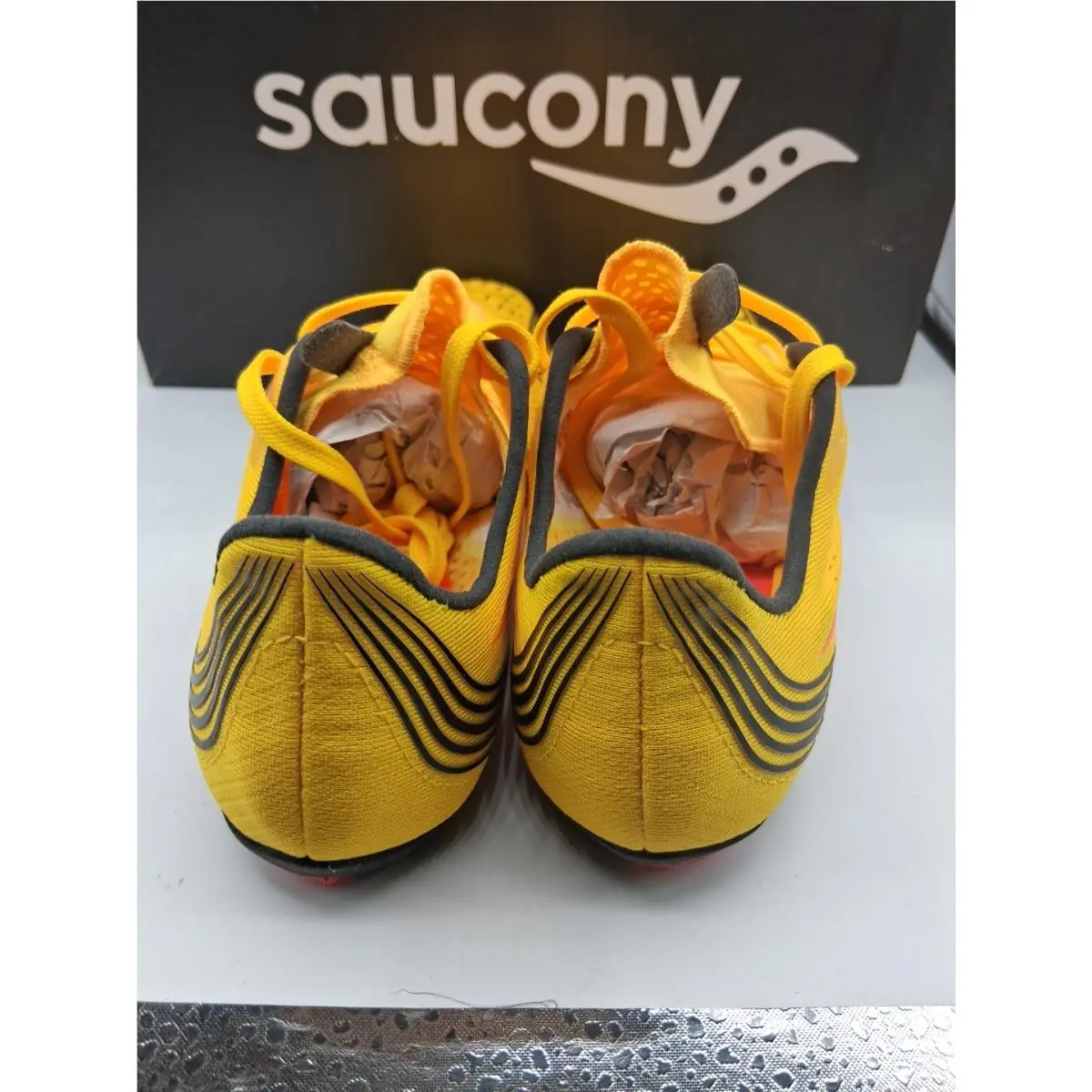 Saucony shoes - S1907016 - S19070-16 - Gold 4