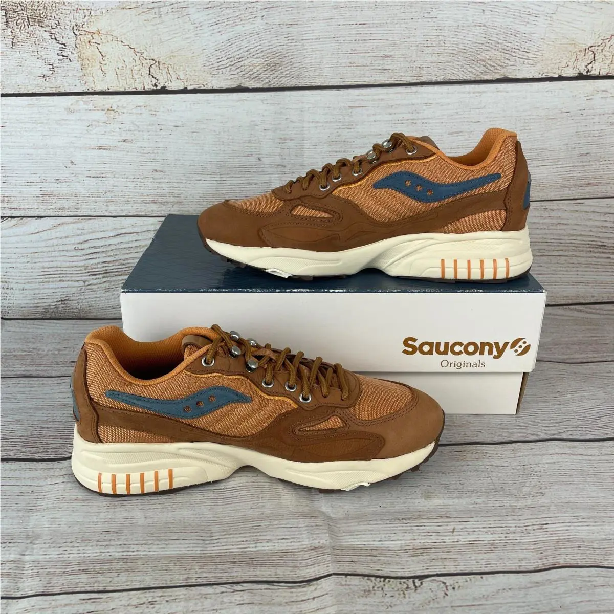 Saucony shoes - Saucony 3D Grid Hurricane - Grid Hurricane - Brown (UPC: 195019037526) 0