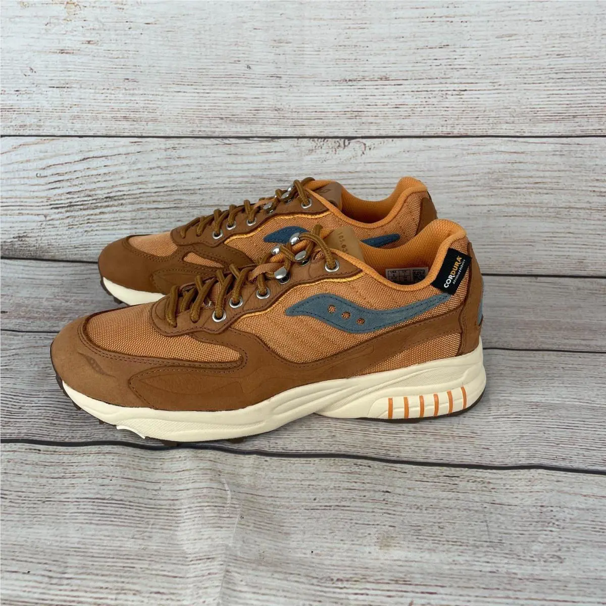 Saucony shoes - Saucony 3D Grid Hurricane - Grid Hurricane - Brown (UPC: 195019037526) 5
