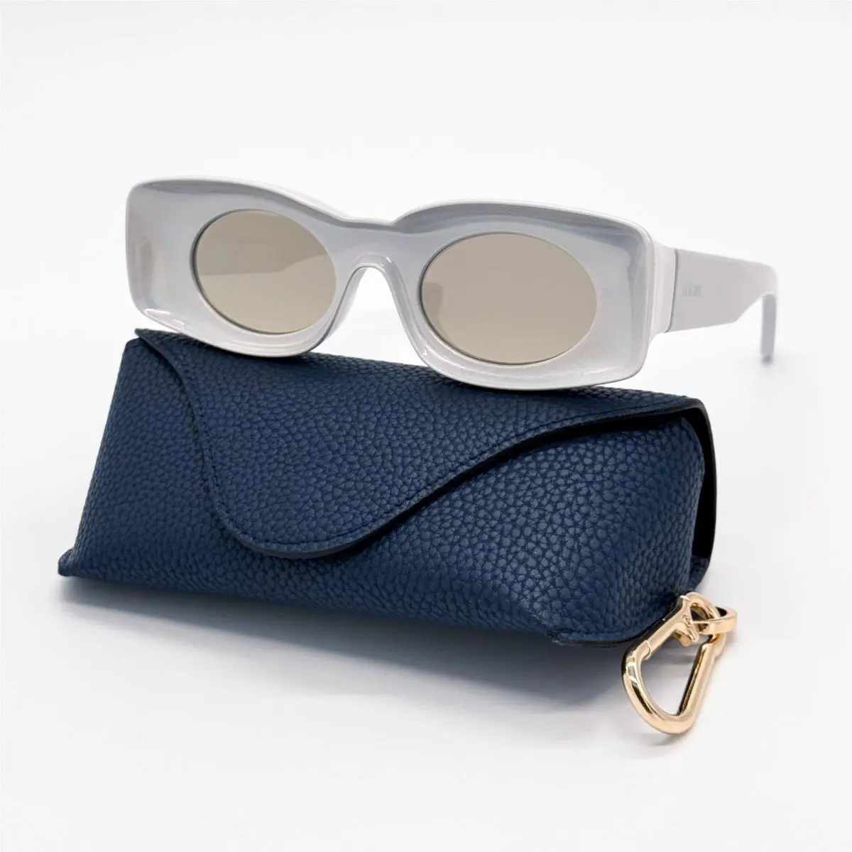 Loewe Sunglasses LW40033I 24C Silver Unisex Eyewear