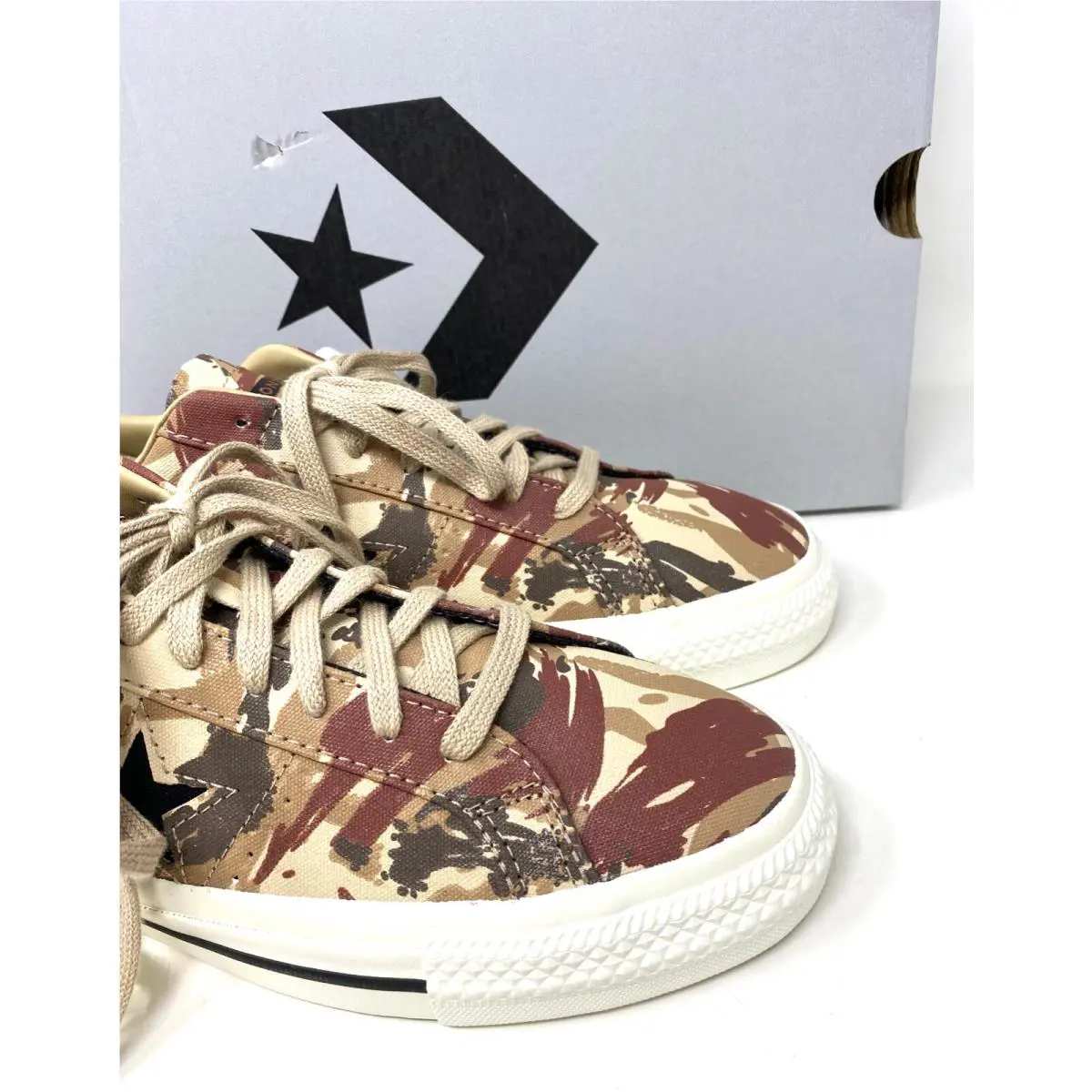 Converse shoes - chuck hi - chuck - A03679C - Beige 1