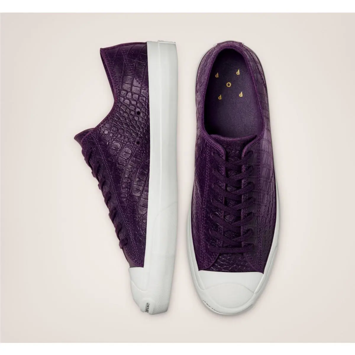 Converse shoes - Purple 4