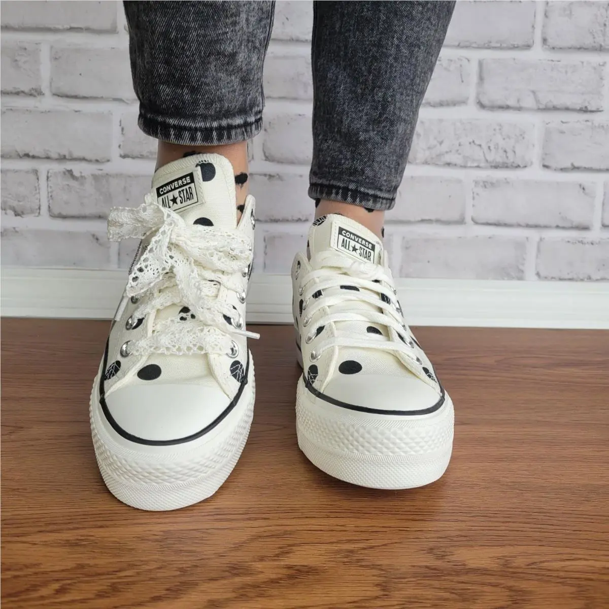 Converse shoes - Chuck Taylor - Chuck Taylor - A10689C - White (UPC: 194435401744) 5