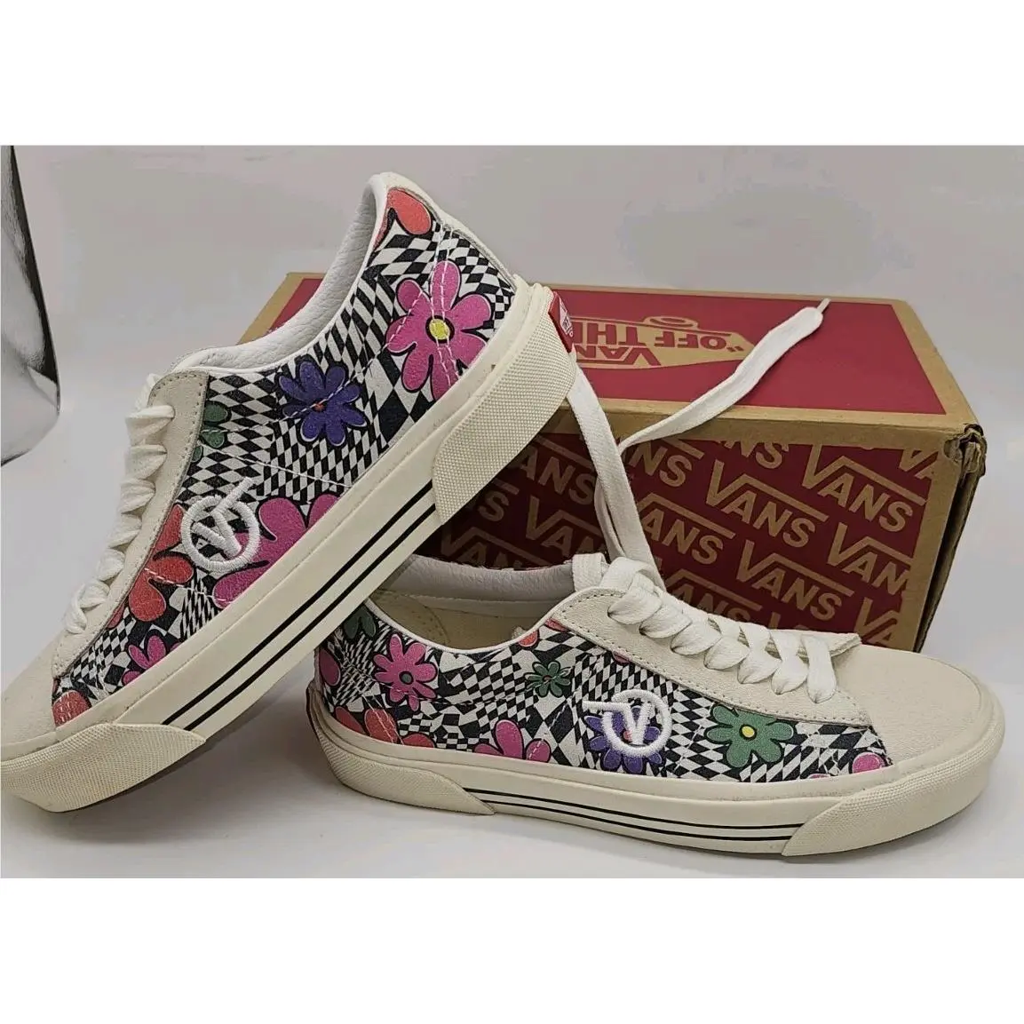 Vans shoes - VN0A54F540G - authentic - White (UPC: 194903611910) 0