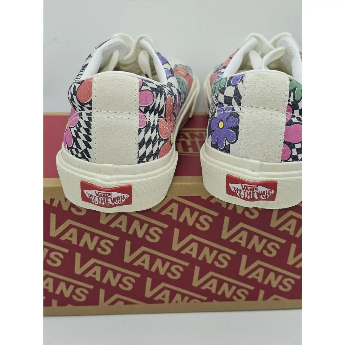 Vans shoes - VN0A54F540G - authentic - White (UPC: 194903611910) 1