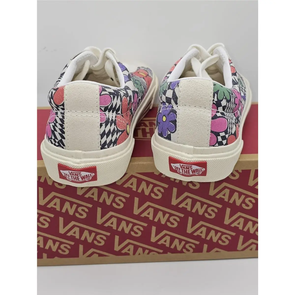 Vans shoes - VN0A54F540G - authentic - White (UPC: 194903611910) 4