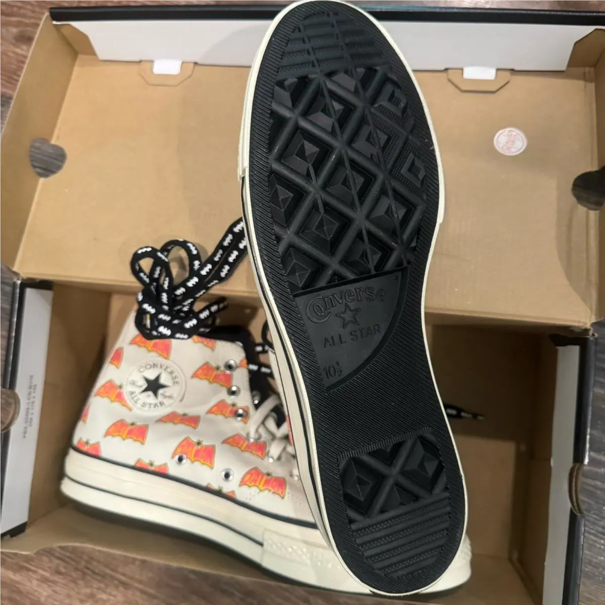 Converse shoes - Converse Batman x Chuck 70 High - 167318C - Egret/Pink/Black 1