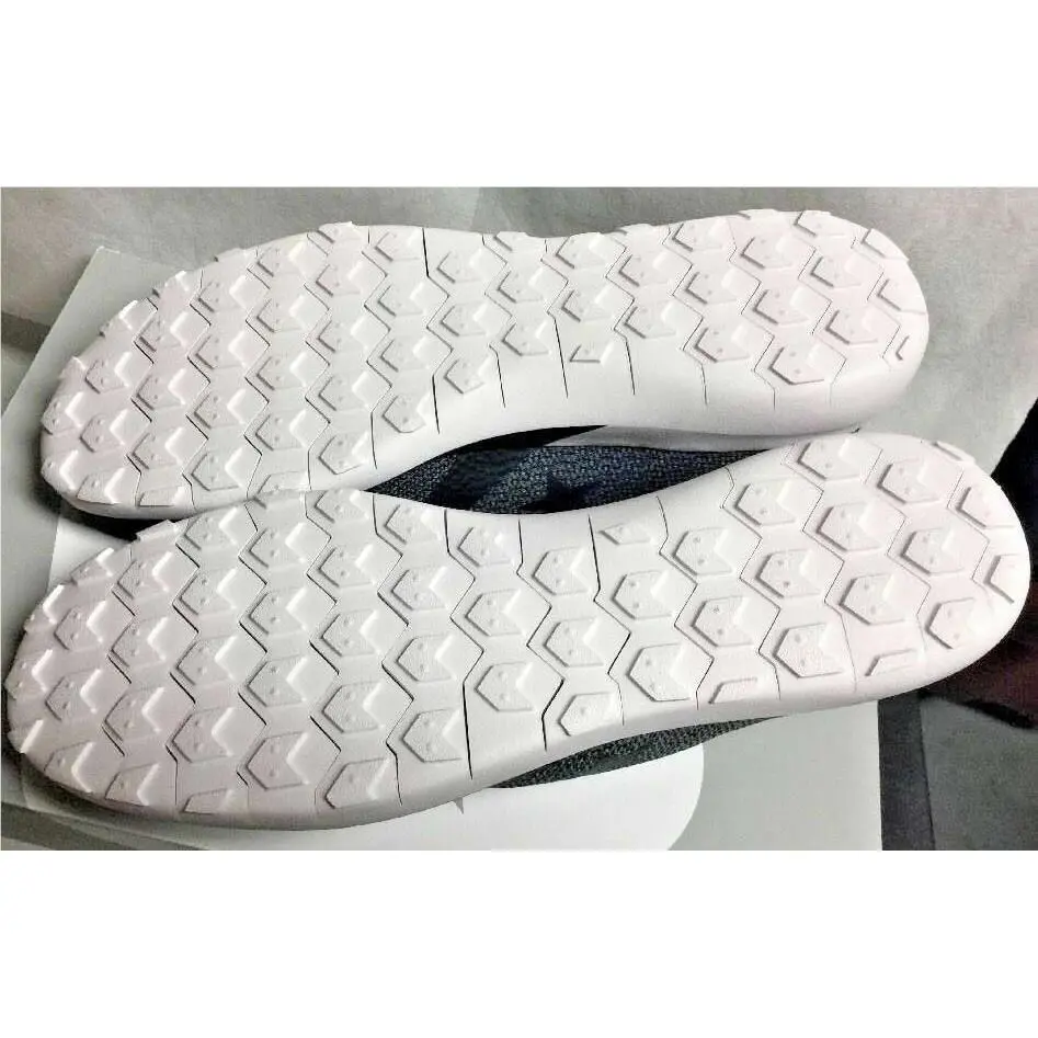 Converse shoes - Gray (UPC: 888754046716) 2