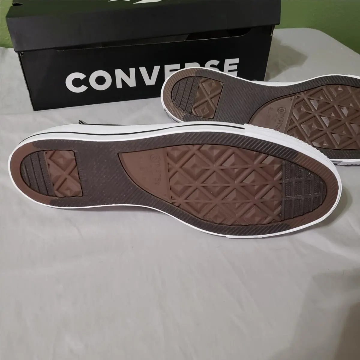 Converse shoes - Black 3