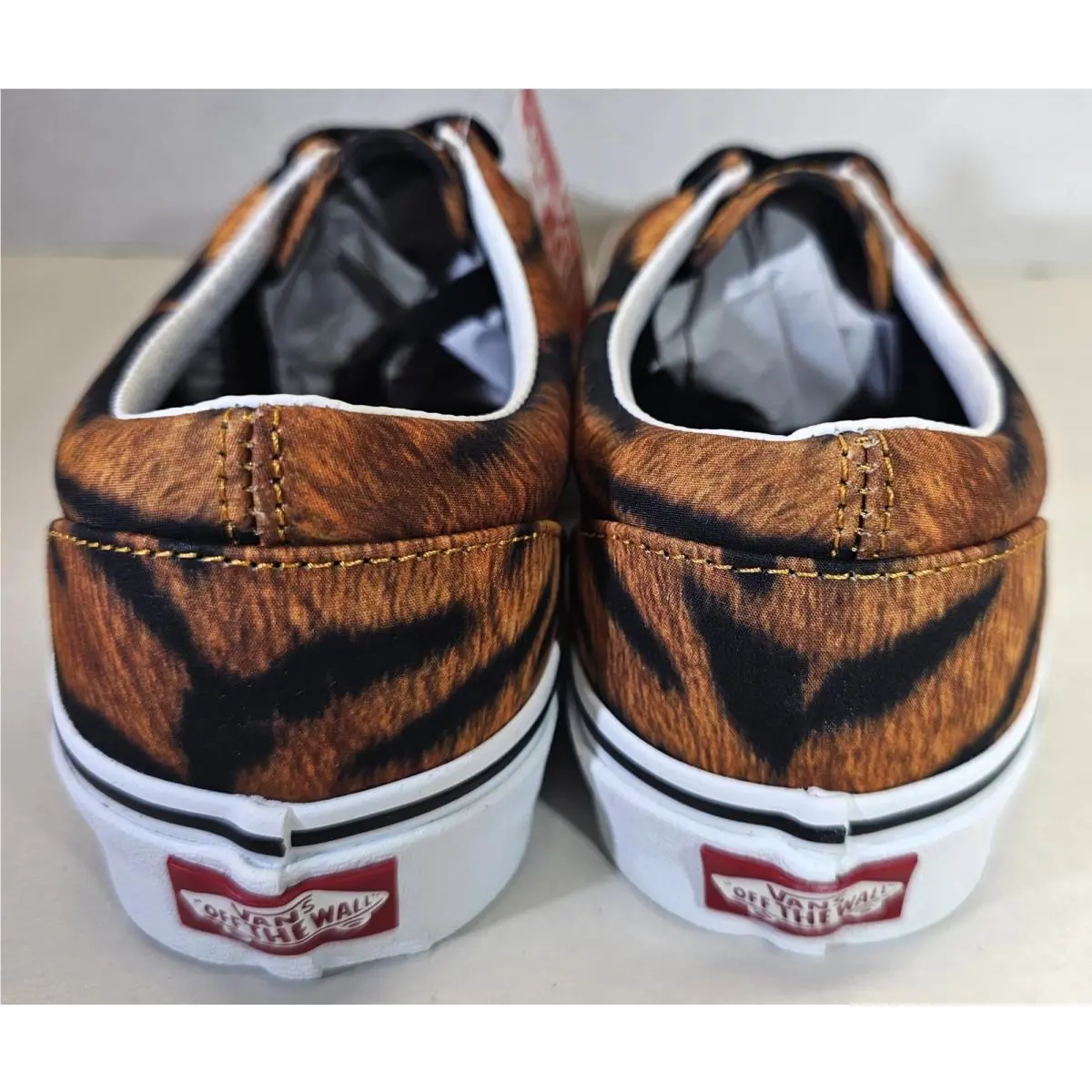 Vans shoes - VANS Era - Era - VN0A4U398WP - Tiger/True White 9