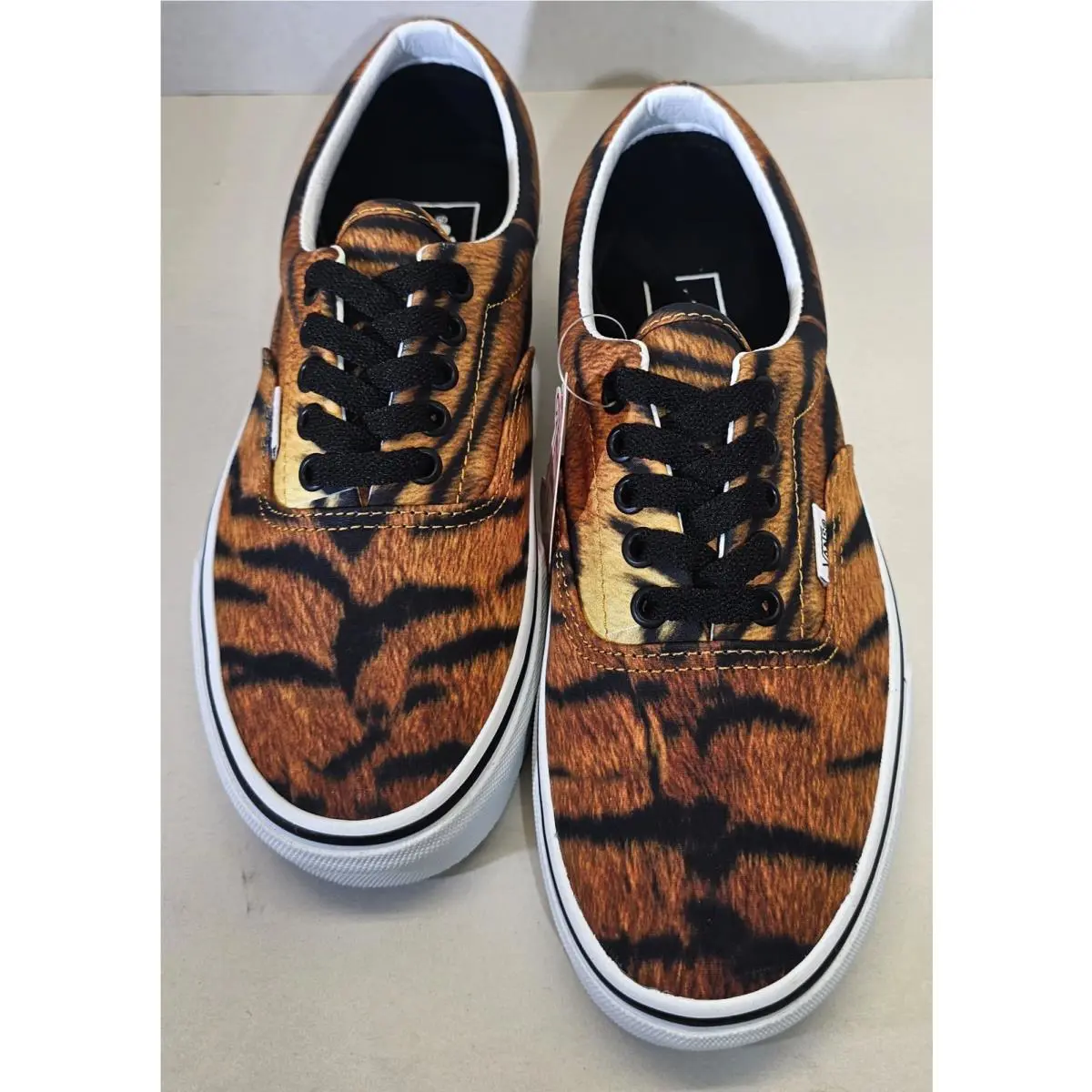 Vans shoes - VANS Era - Era - VN0A4U398WP - Tiger/True White 18