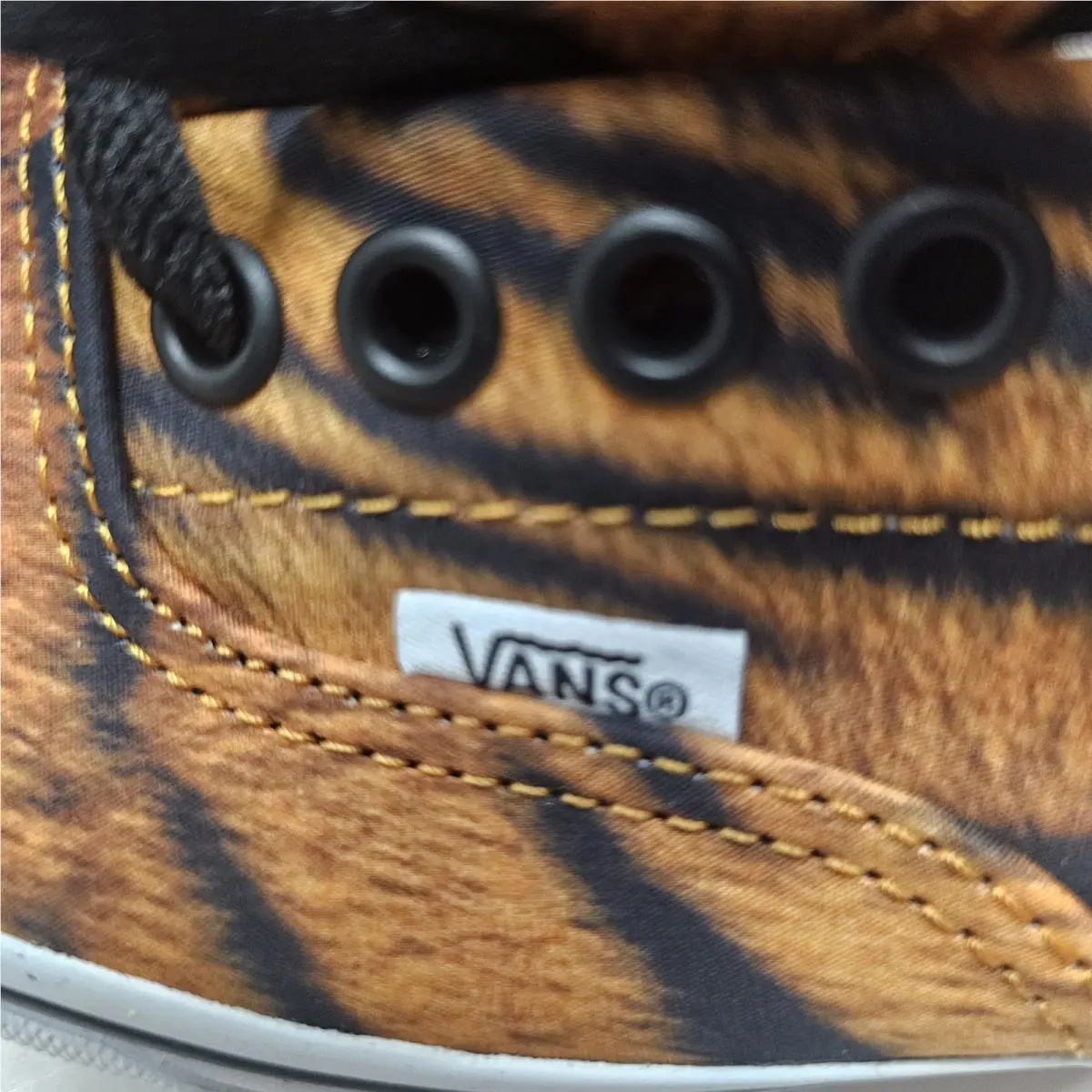 Vans shoes - VANS Era - Era - VN0A4U398WP - Tiger/True White 12