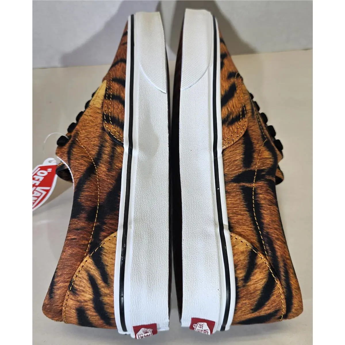 Vans shoes - VANS Era - Era - VN0A4U398WP - Tiger/True White 16