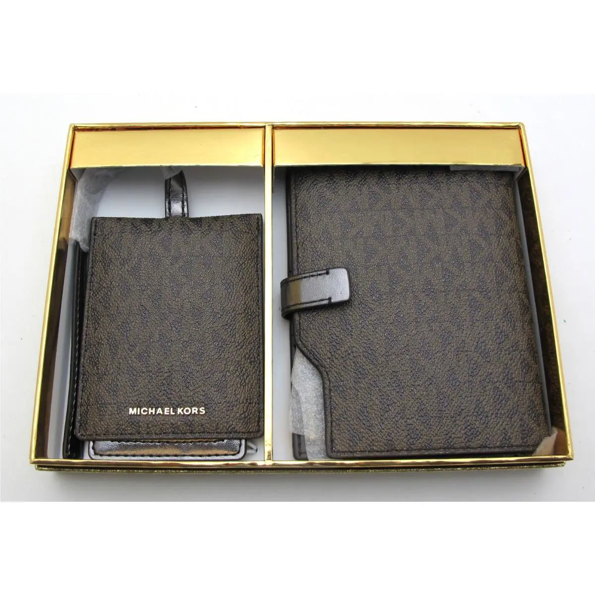 Michael Kors Travel Set Luggage Tag Passport Wallet Gift Box MK Chocolate