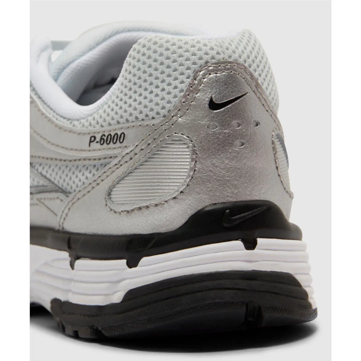 Nike shoes - Nike P-6000 - FD9876-101 - Silver, Manufacturer: White/Metallic Silver/Pure Platinum/Black 6