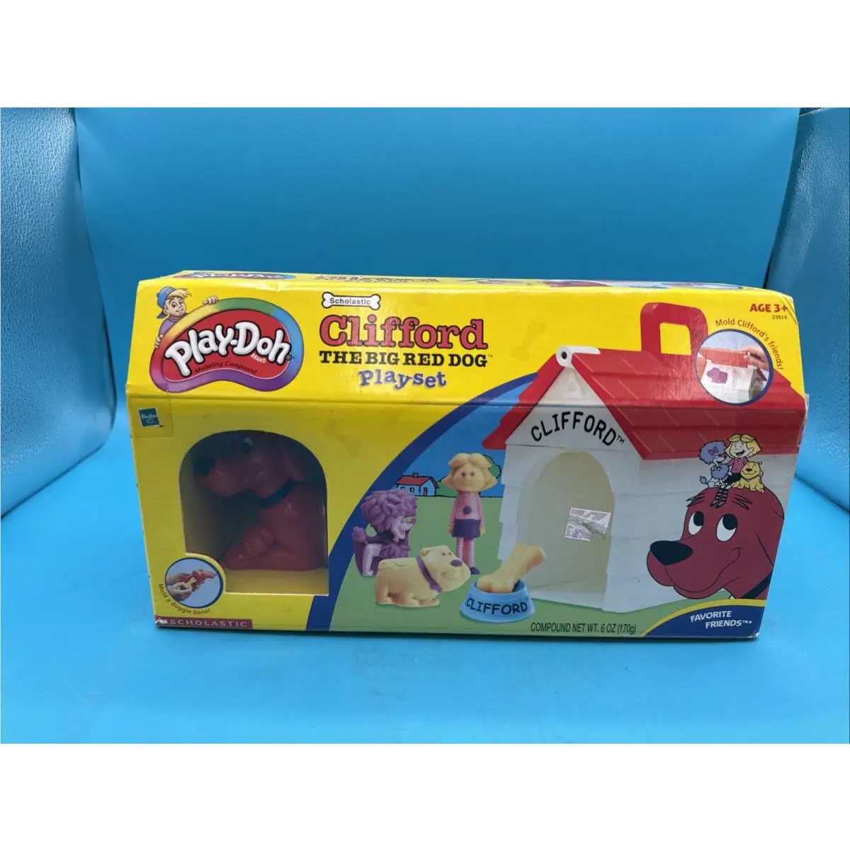 Clifford The Big Red Dog Play Doh Playset 2002