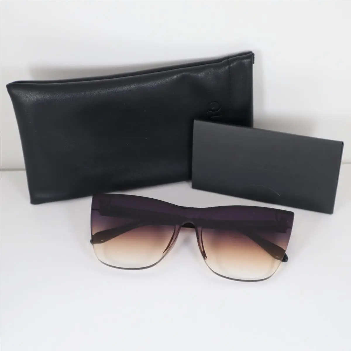 Quay Australia Come Thru 77702 Black Frame/ Futuredusk Poppy Lens Sunglasses