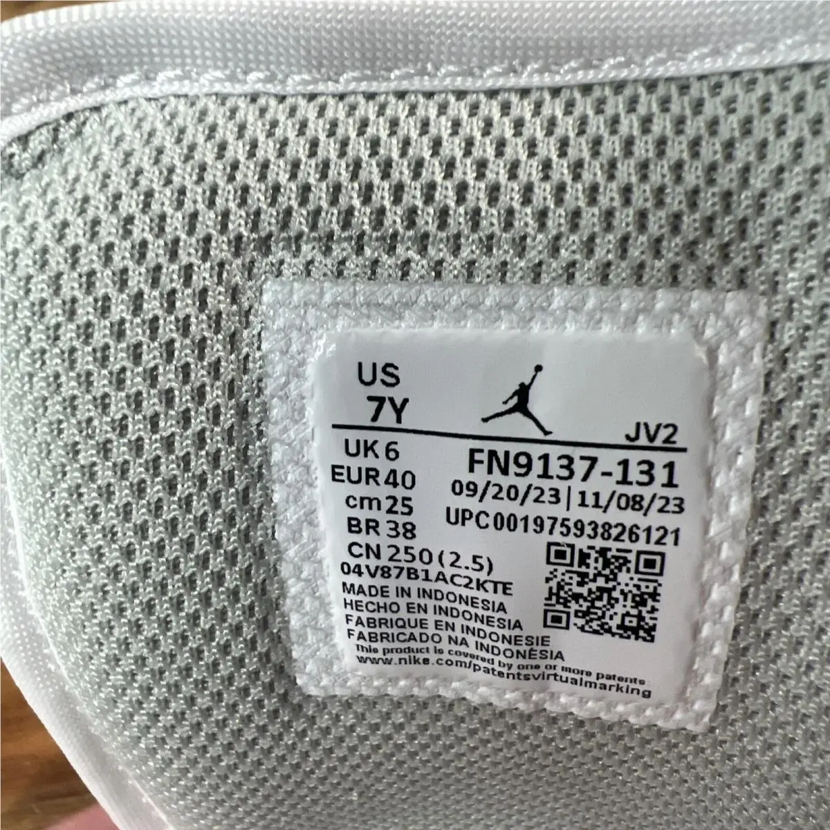 Nike shoes - Nike Air Jordan 1 - Air - FN9137 131 - Green 4