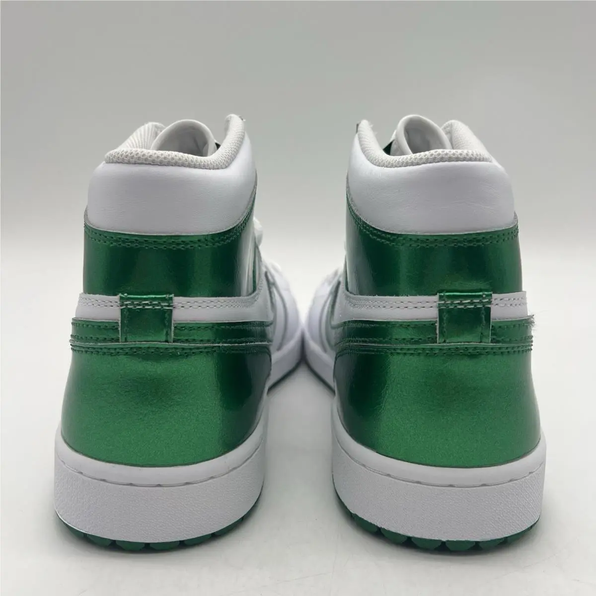 Nike shoes - Air Jordan 1 - Air - DQ0660-130 - White 4