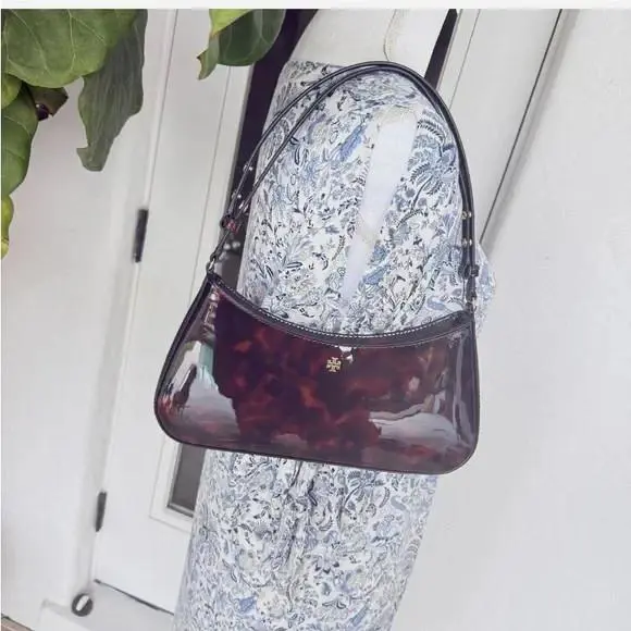 Tory Burch  bag  Tory Emerson - Fashion: White Quilted Calf Leather, Handle/Strap: Black, Hardware: Black 15
