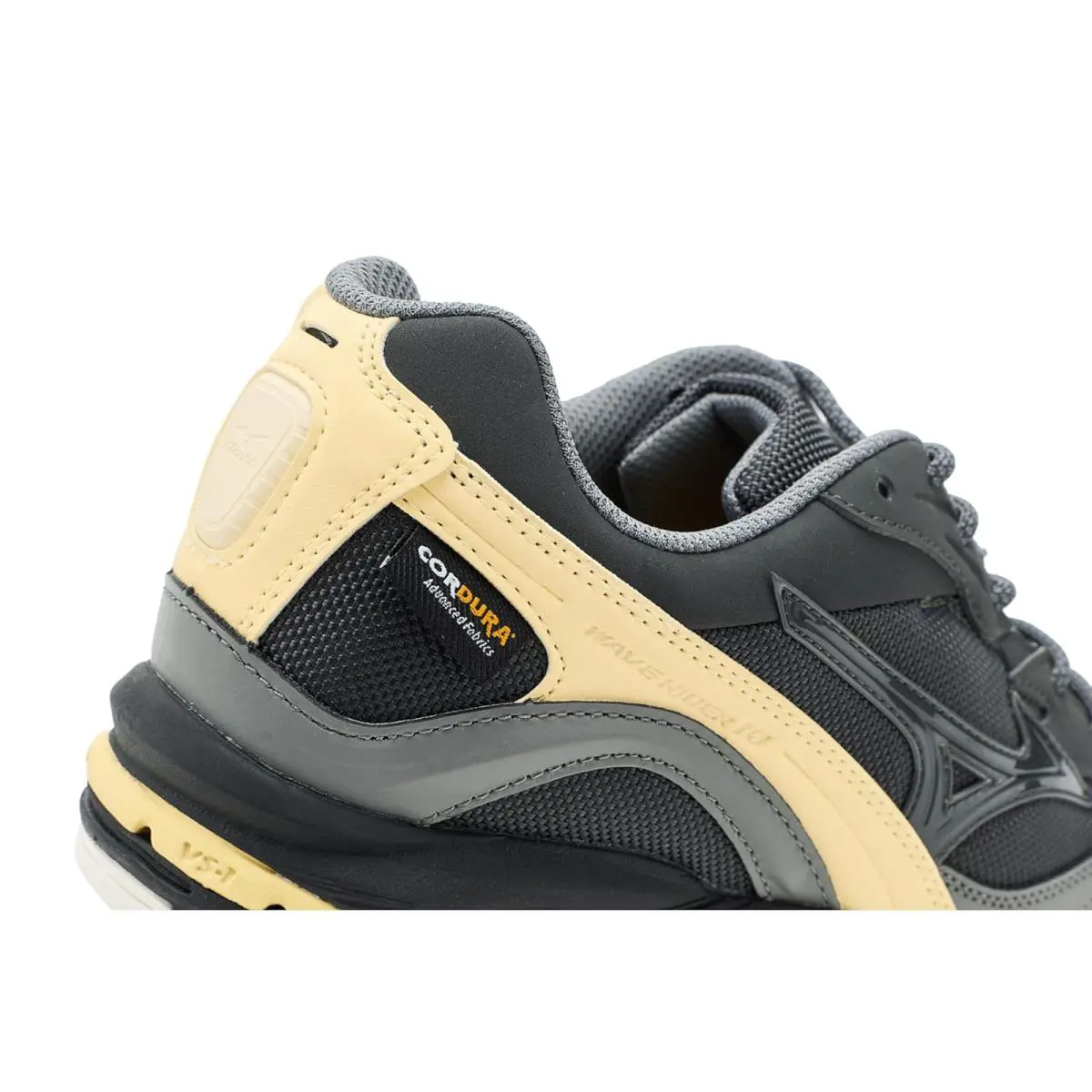 Mizuno shoes - Black Sand/Quiet Shade 4