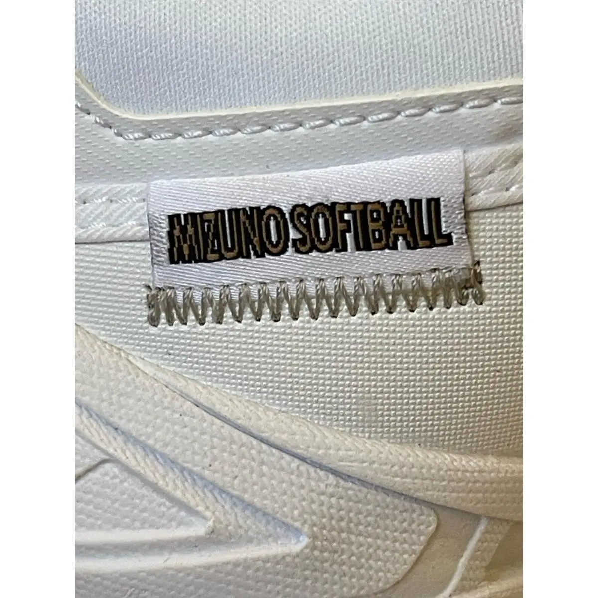 Mizuno shoes - White 5