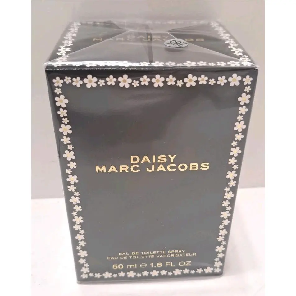 Marc Jacobs Daisy Eau de Toilette Spray 1.6 fl oz 50ml Box