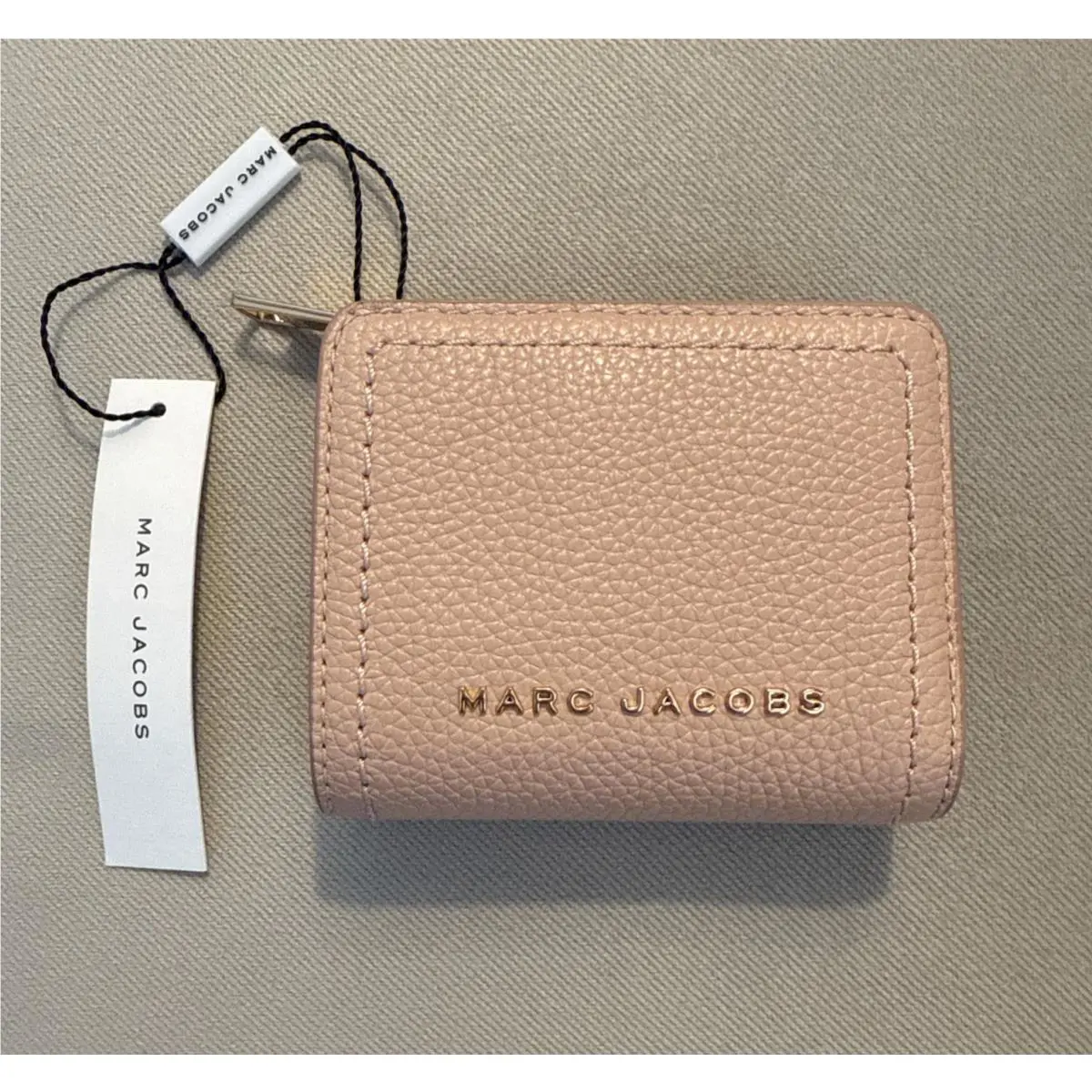 Marc Jacobs Bifold Wallet Rose NWT$155