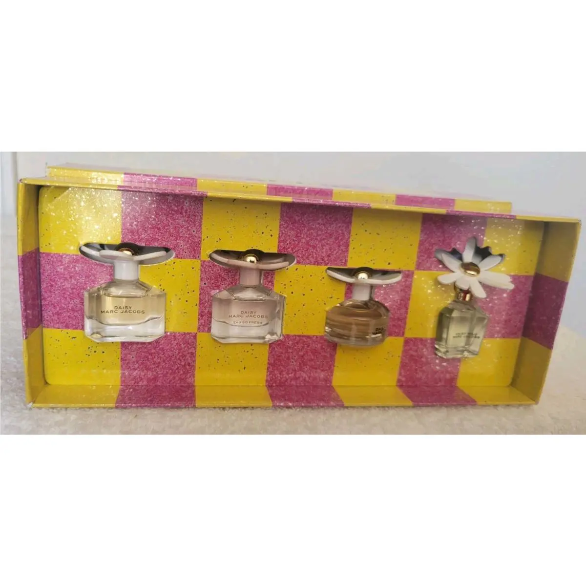 4PC Marc Jacobs Daisy Perfume Splash Mini Set Fresh Love Wild 0.13 Oz Ea