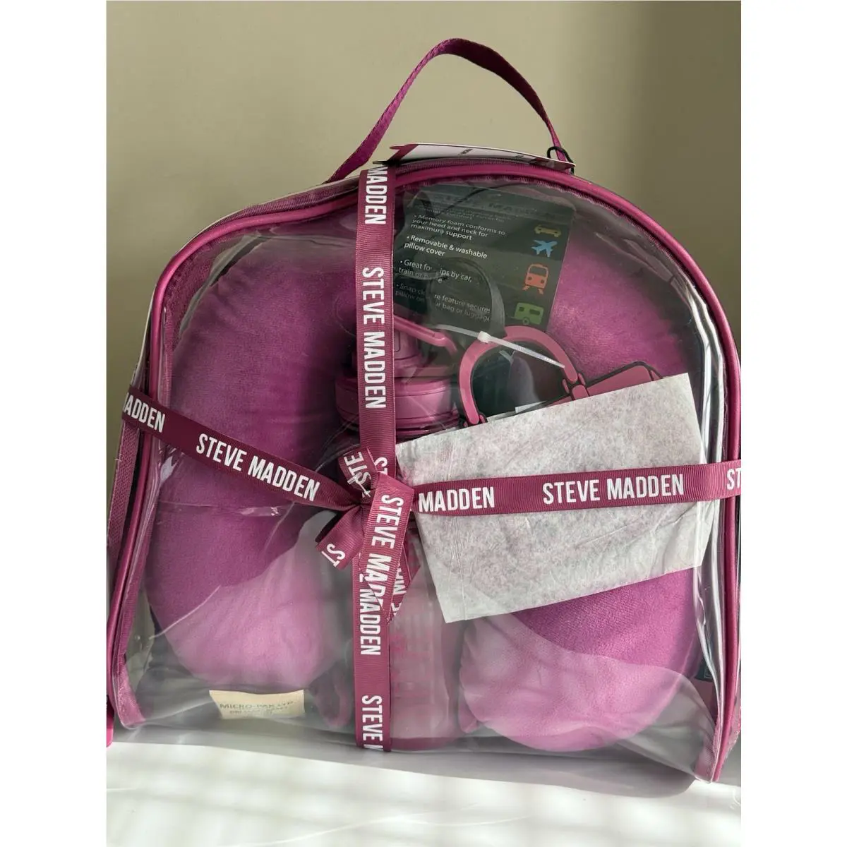 Steve Madden Travel Gift Set 4 pc Clear Bag-neck Pillow-water Bottle-luggage Tag