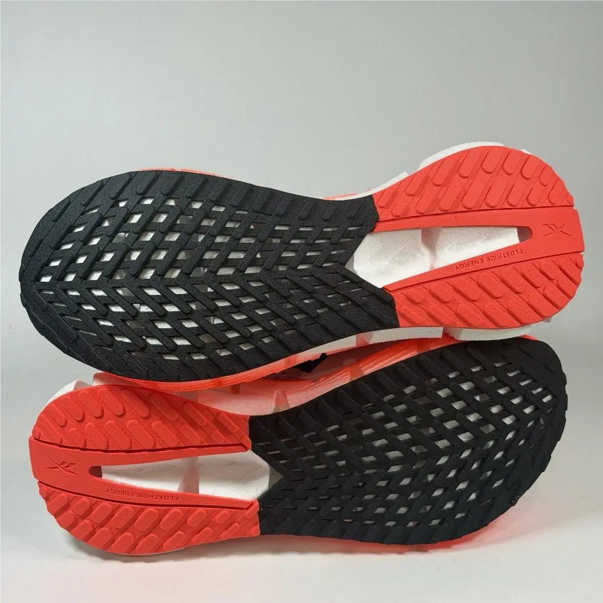 Reebok shoes - Reebok Floatzig 1 - Floatzig - 100206596 - White 2