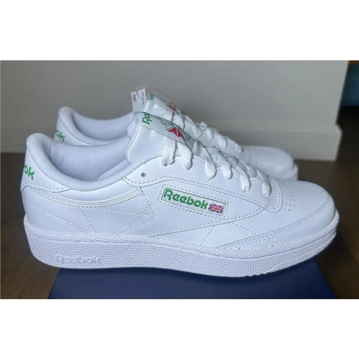 Reebok shoes - White 3