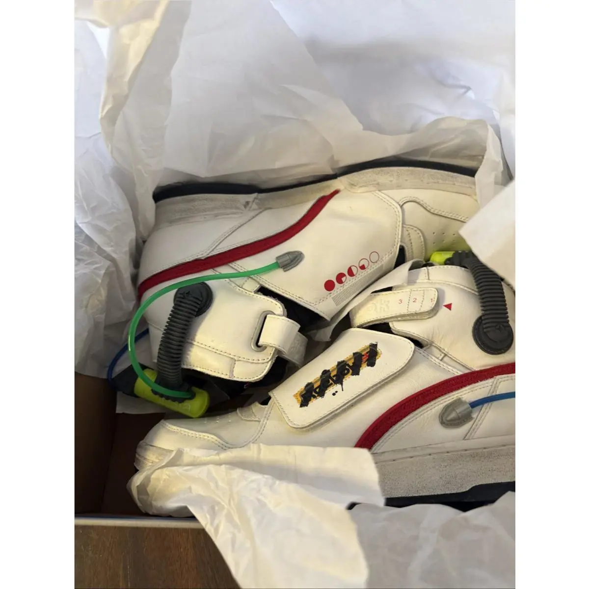 Reebok shoes - Reebok Ghostbusters x Ghost Smashers - GX1648 - Footwear White/Pure Grey 8/Scarlet 1