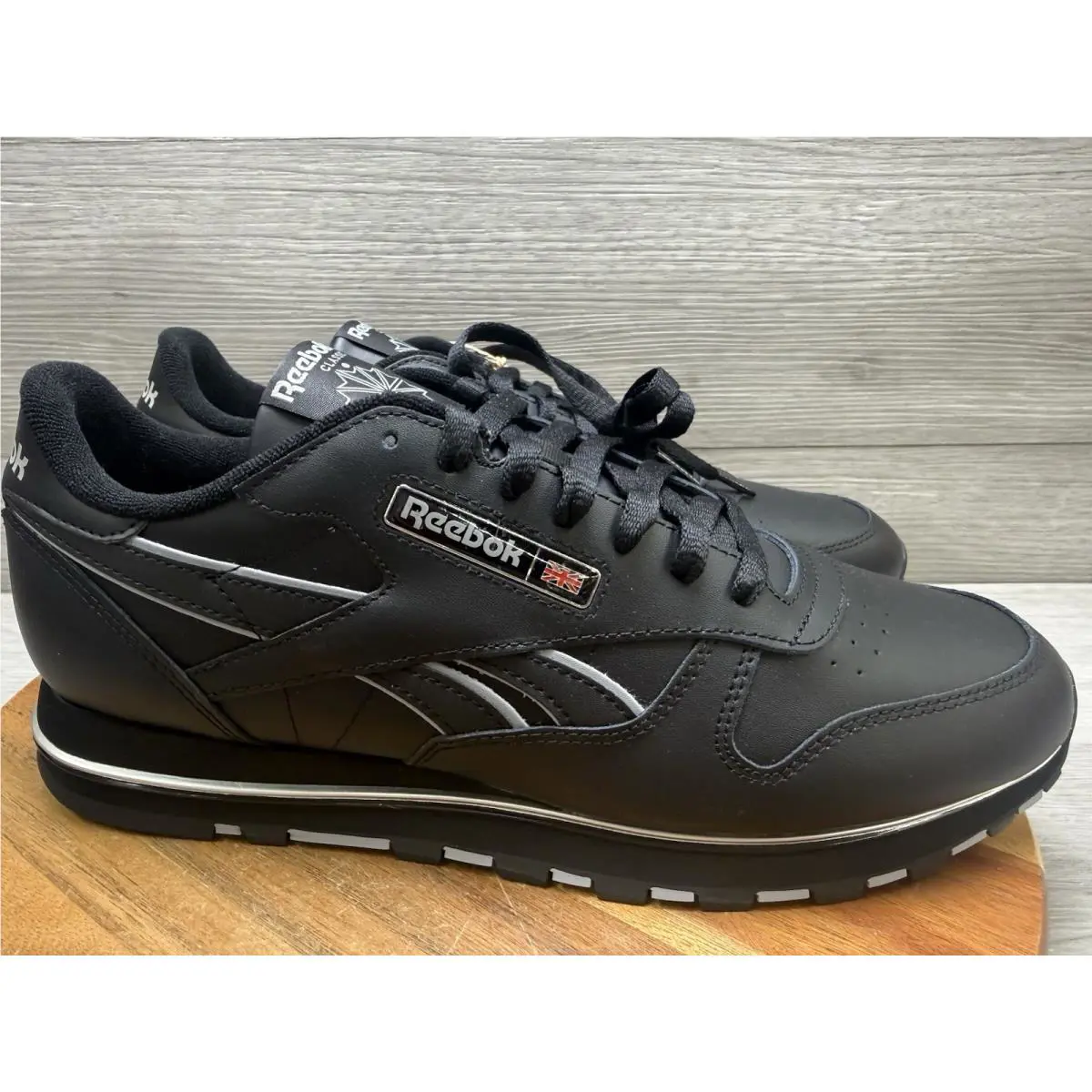 Reebok shoes - Black 4