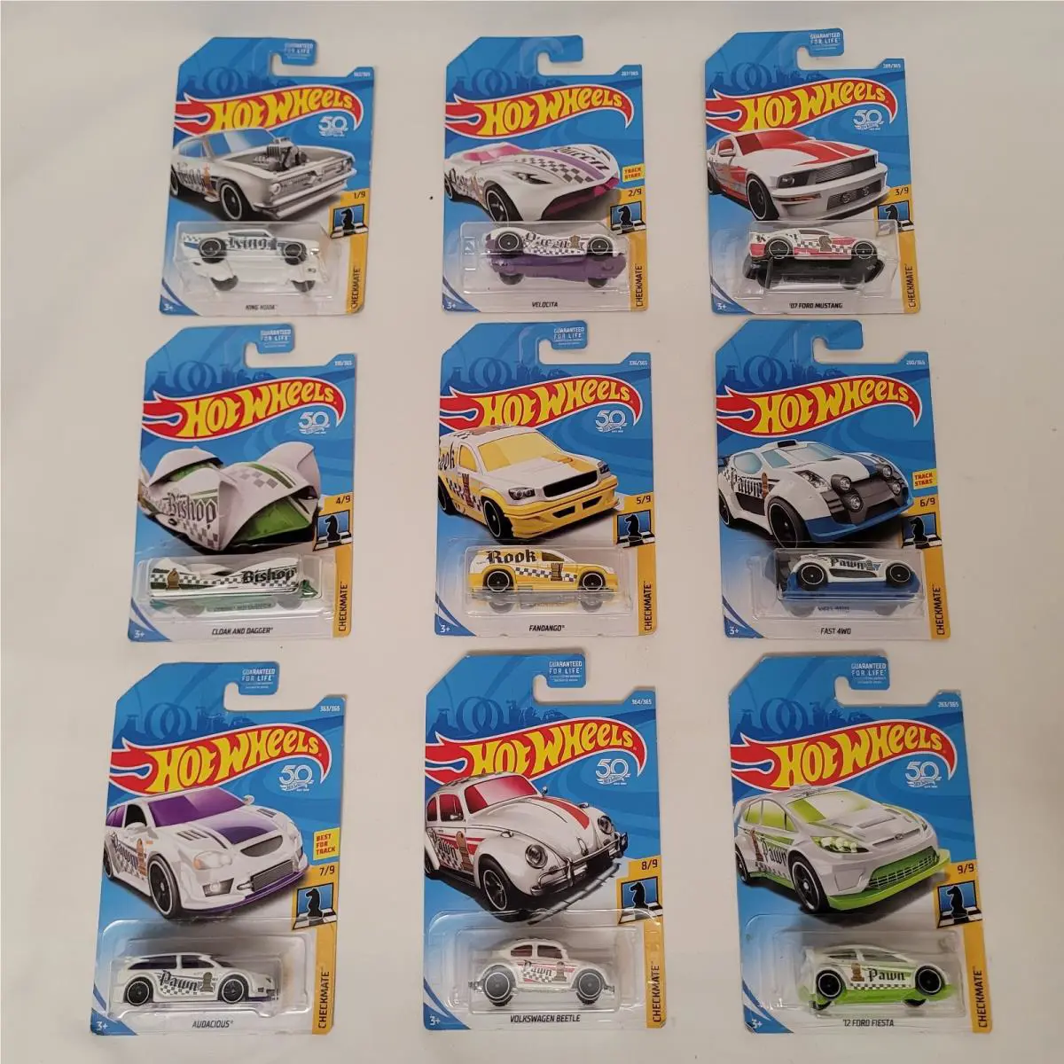 Hotwheels Checkmate Chess White Complete Set 9 Cars