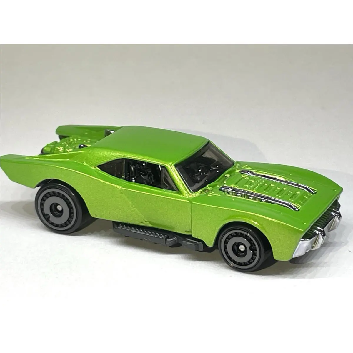 Hot Wheels Custom Made Redline Candy Apple Green Batman Batmobile GRX23