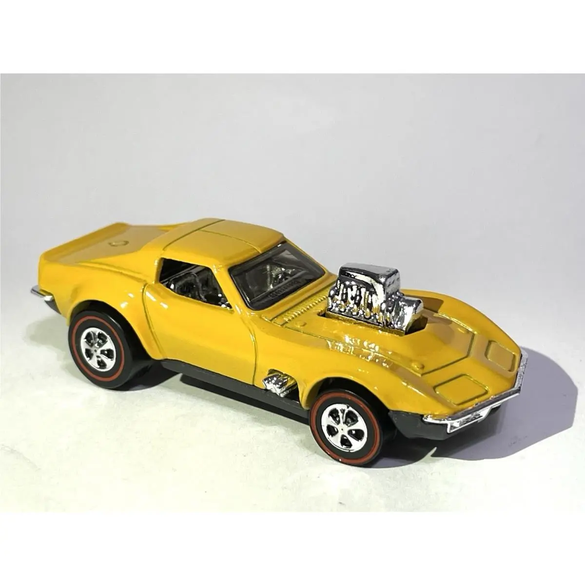 ⭐ Custom Made Hot Wheels • Gas Monkey Garage ‘68 Corvette • Yellow ⭐